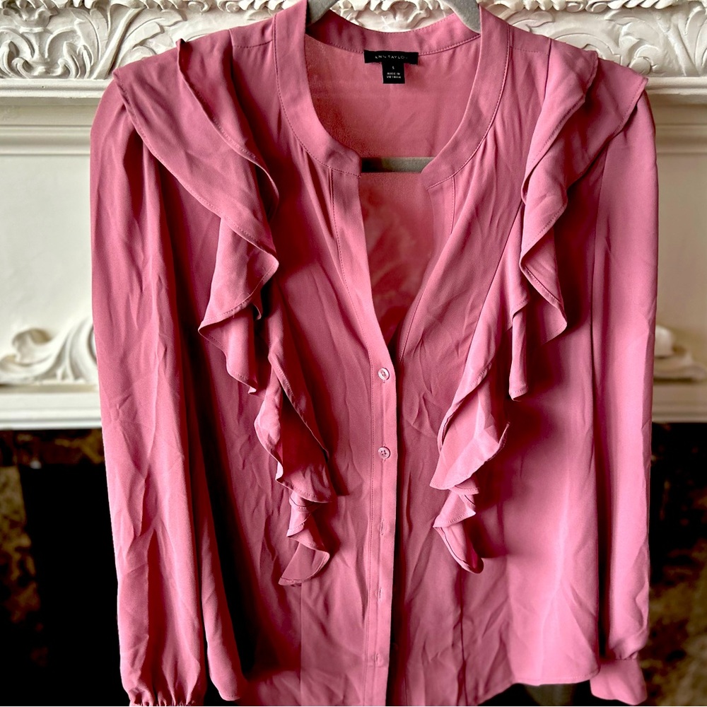 Ann Taylor small pink blouse